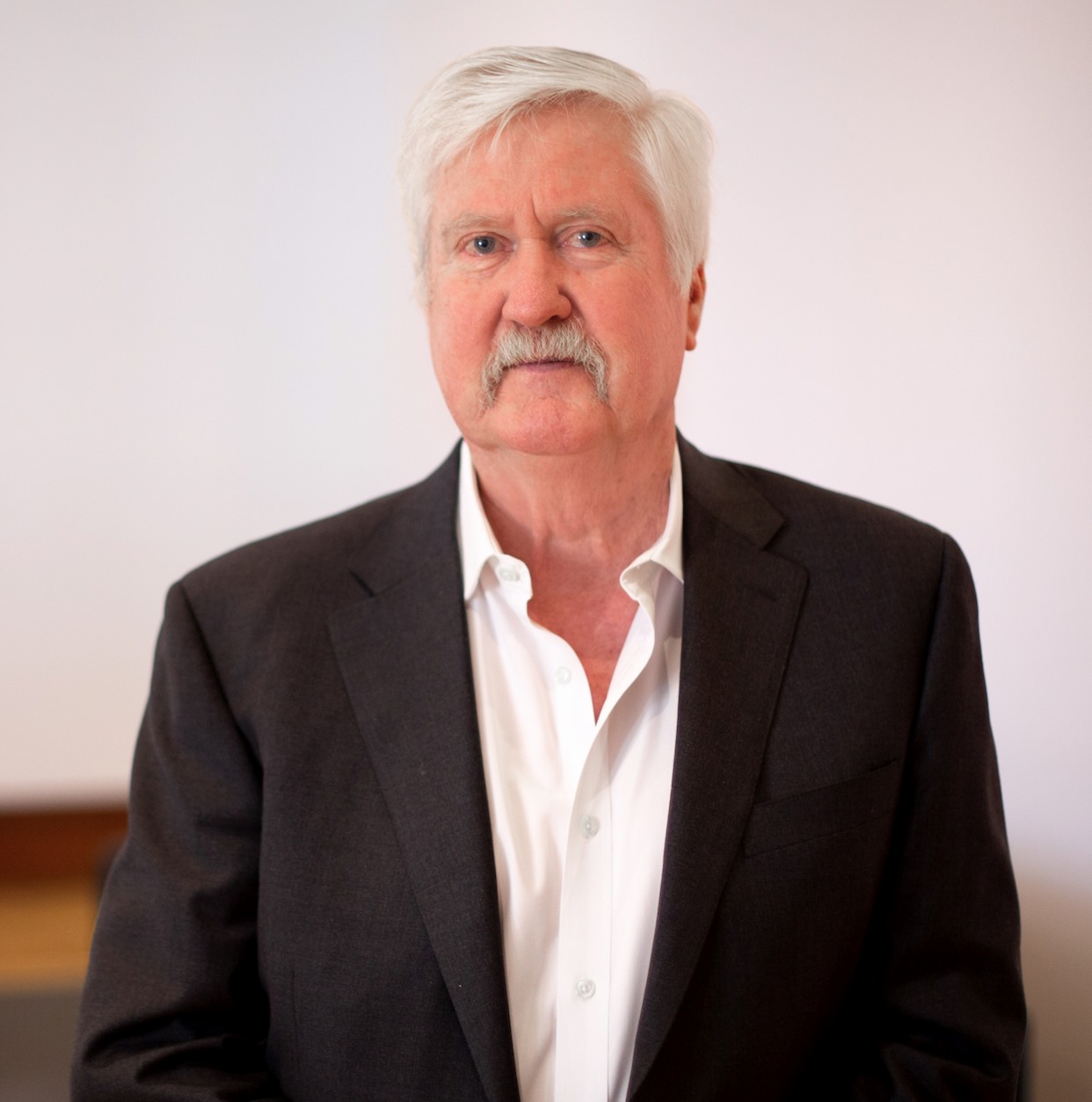 Dr Tony Moore, Specialist Plastic Surgeon